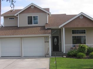 1043 NW Redwing Dr, Oak Harbor, WA 98277