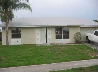 6098 Bluegrass Cir, Lake Worth, FL 33463