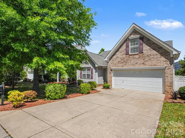 1274 Emory Ln NW, Concord, NC 28027