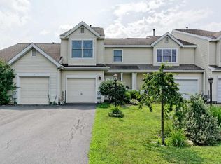 19 Justine Ct, Rensselaer, NY 12144