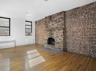 323 E 75th St APT 3A, New York, NY 10021