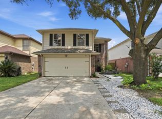 807 Oak West Dr, Houston, TX 77073