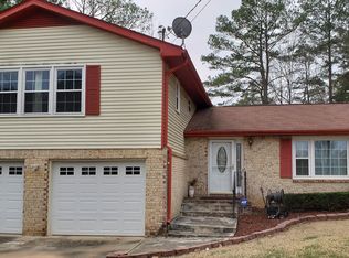627 Hearon Dr, Stone Mountain, GA 30088