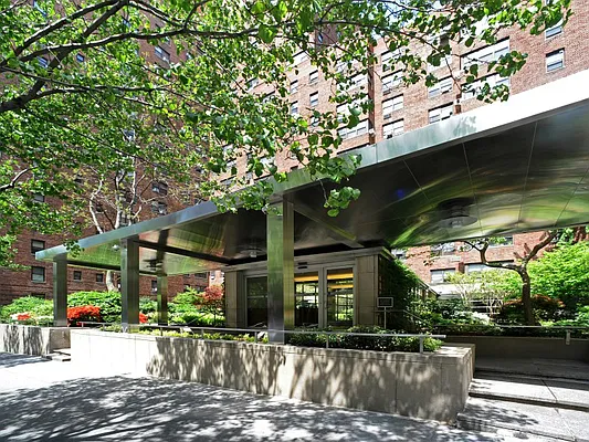 Sold by Brown Harris Stevens | media 27