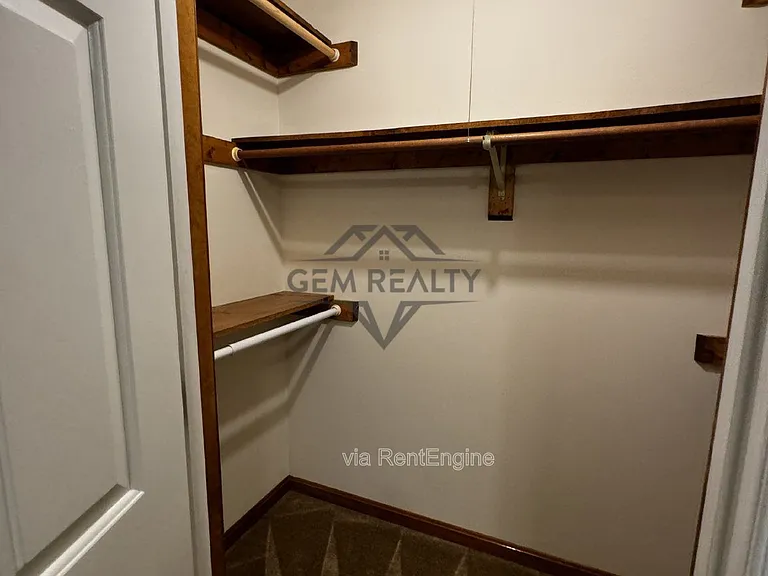 5088 Blarney St — Photo 22