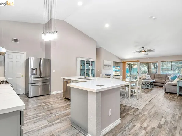 1129 Prewett Ranch Dr, Antioch, CA 94531