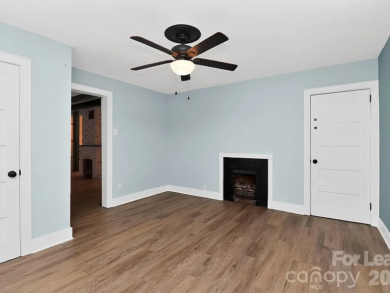 903 W 6th Ave #B — Photo 7