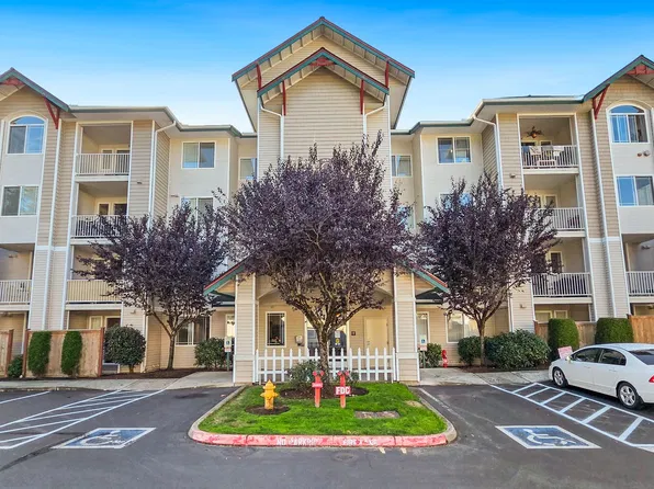 13301 SE 79th Pl Unit C106, Newcastle, WA 98059