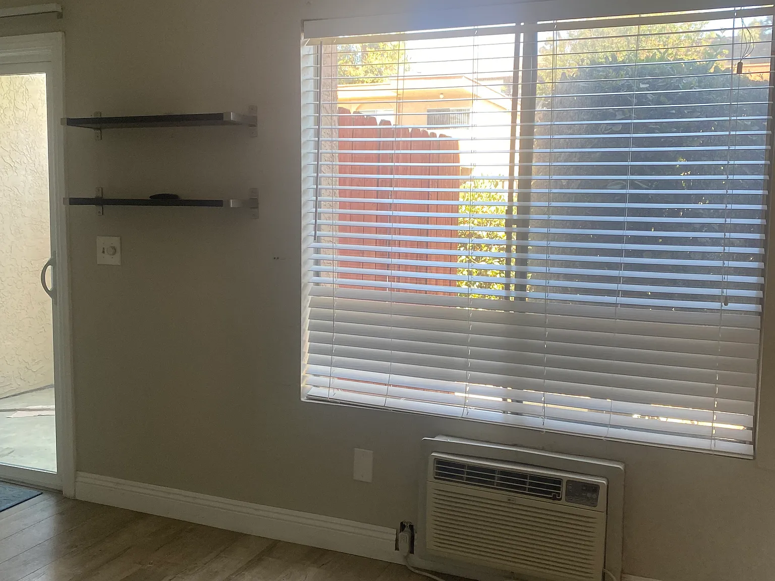 1 bed, 604 sqft, $2,100 — Photo 4