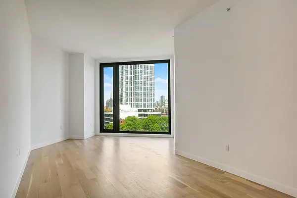 Rented by EXR | media 4