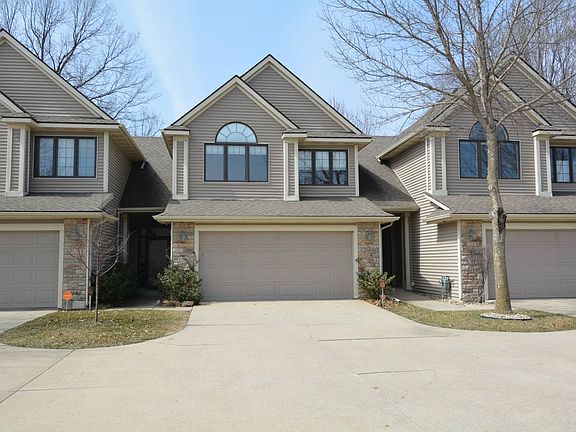 2nd image of 6138 Woodland Dr