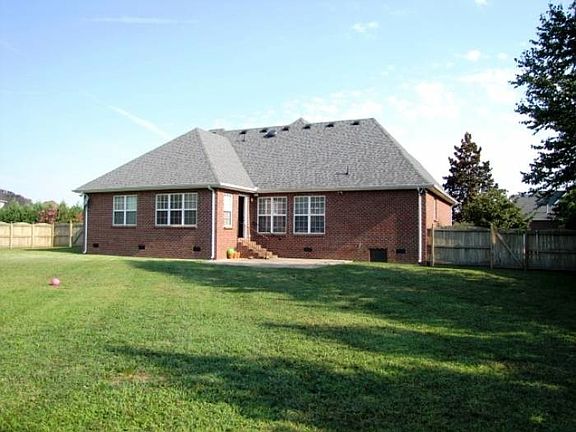 2nd image of 1500 Winterberry Dr