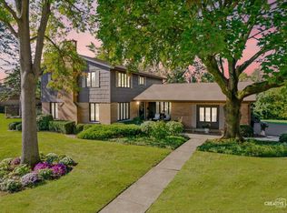 198 Tennyson Dr, Wheaton, IL 60189