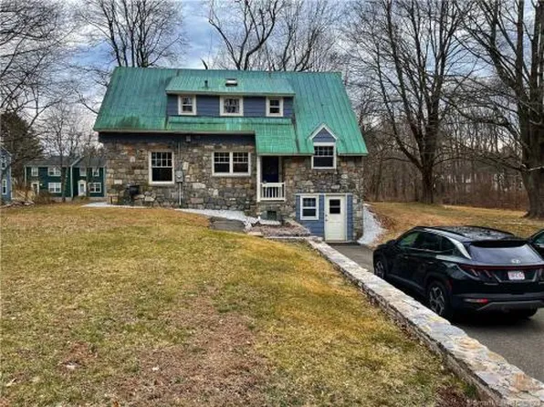 625 Maple Ave, Cheshire, CT 06410