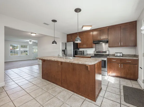 15 Eglin St, Fort Walton Beach, FL 32547