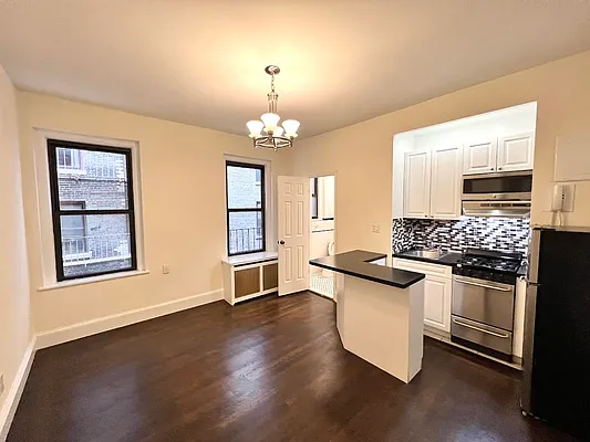 Rented by Oxford Property Group | media 1