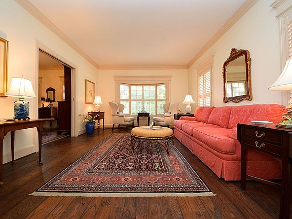 5th image of 3420 Edgewood Cir NW