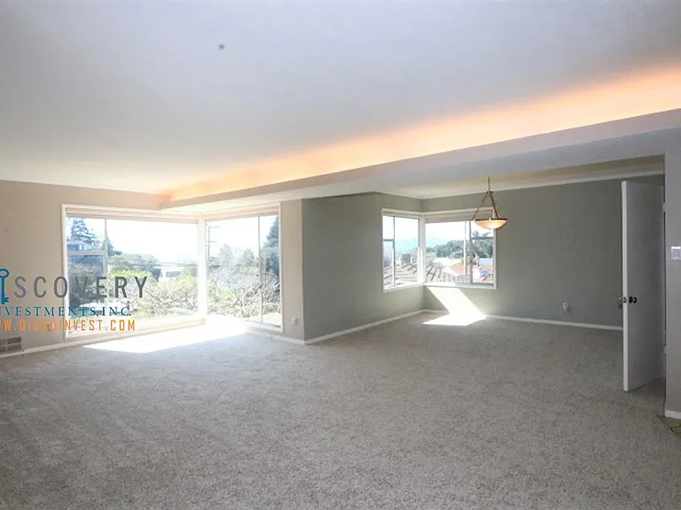 6315 Barrett Ave — Photo 2
