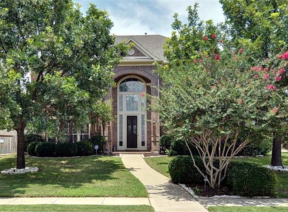 2nd image of 1712 Water Lily Dr