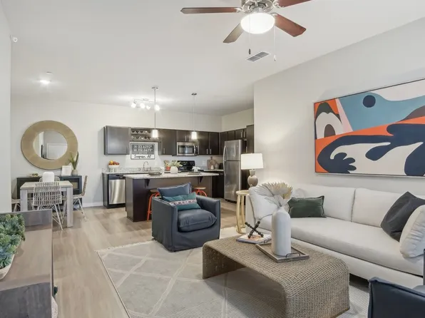 Springs at Stadium Village