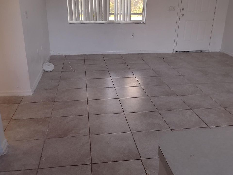 1st image of 2664 Tishman Ave