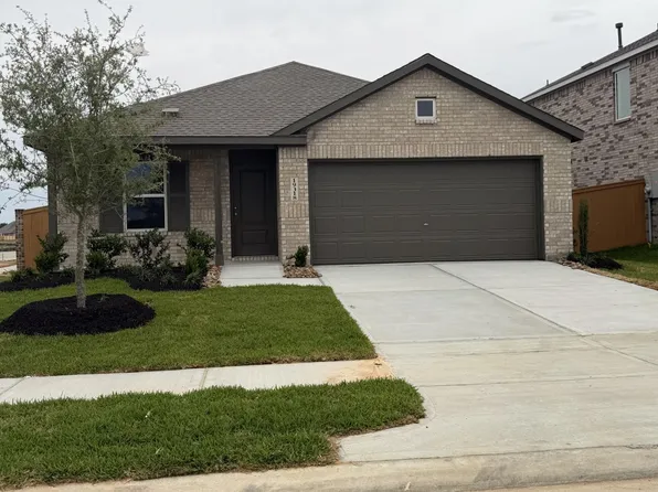 19318 Saint Green Dr, Hockley, TX 77447