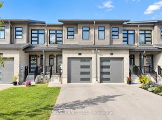 36 Wilkinson Ave, Cambridge, ON N1S0C5