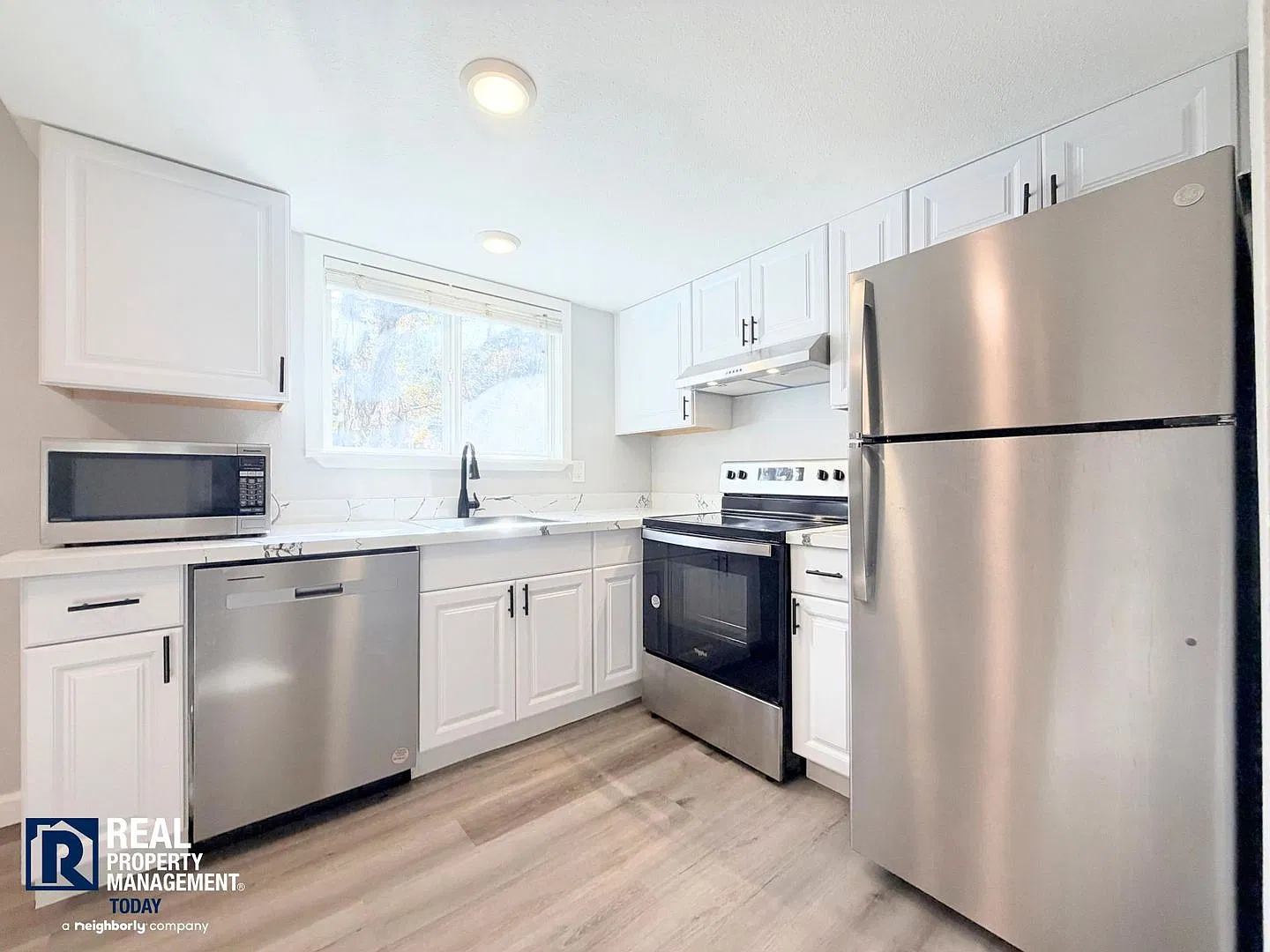 6451 S Stevens St Tacoma — Photo 4
