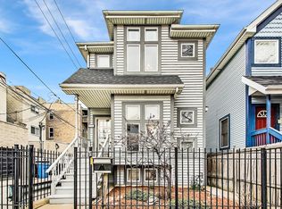 1646 W Beach Ave, Chicago, IL 60622
