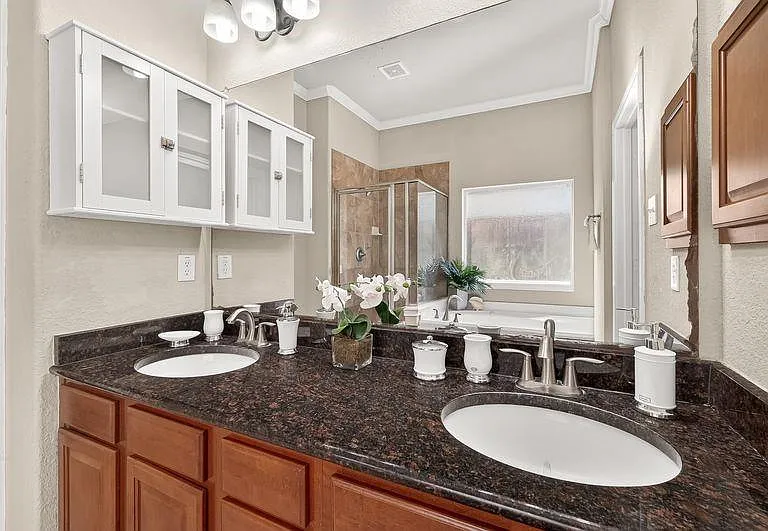 111 S Rocky Point Cir — Photo 24