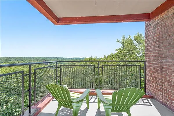 Sold by Exclusive Properties Sotheby's International Realty | media 1