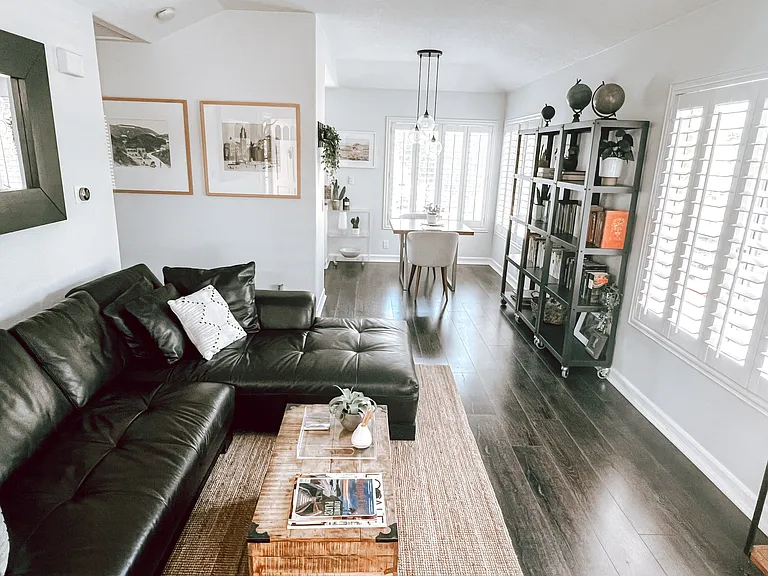 carriage unit condo