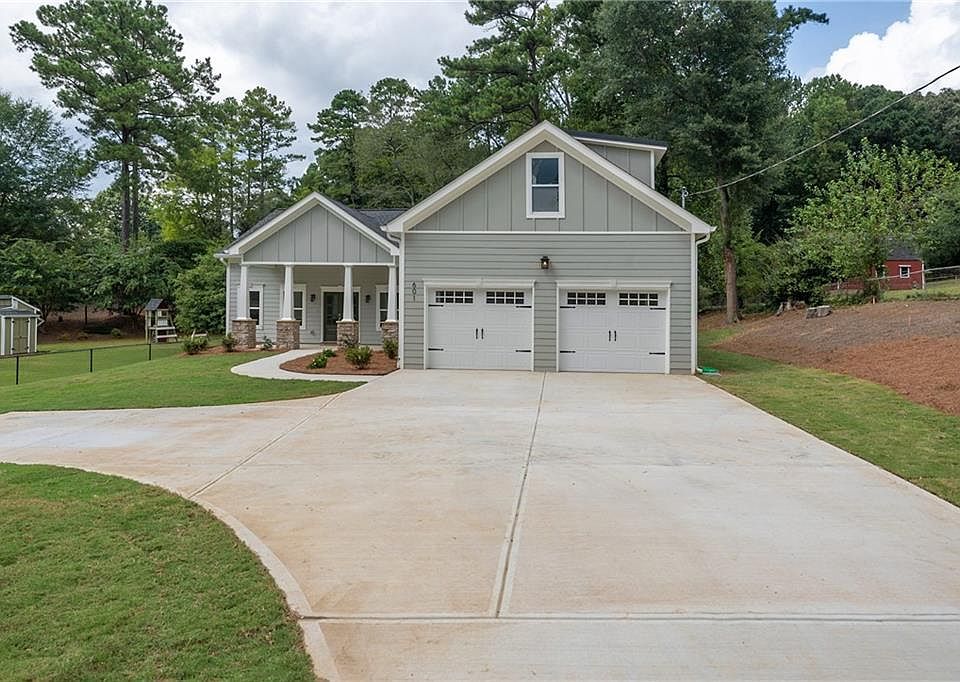1st image of 601 Kelly Dr