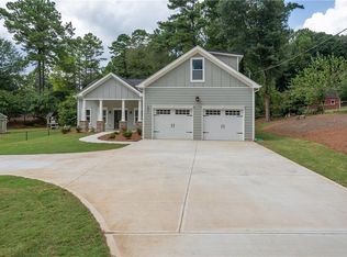 601 Kelly Dr, Marietta, GA 30066