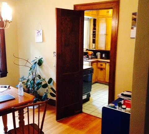 4th image of 130 Orlin Ave SE #1