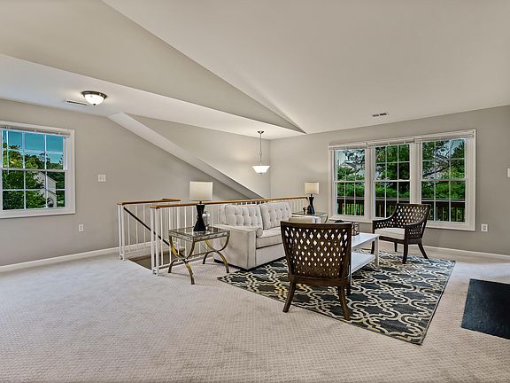 4th image of 7575 Belle Grae Dr