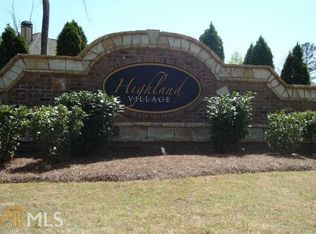 1043 Highland Village Trl, Smyrna, GA 30126
