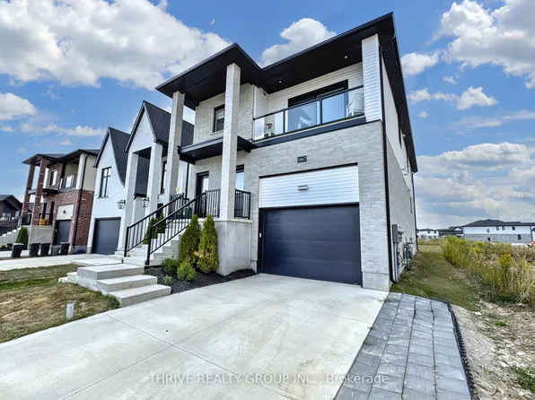 3867 Petalpath Way #C, London, ON N6P 0K2