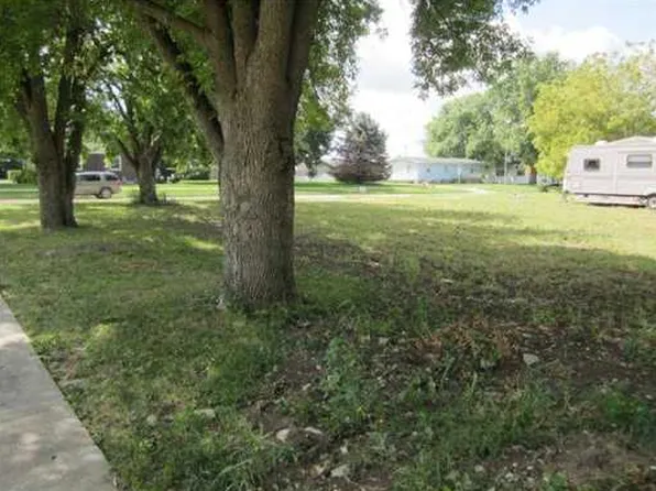 309 S Kenwood Blvd, Indianola, IA 50125