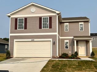 377 Aylesbury Ln, Martinsburg, WV 25403