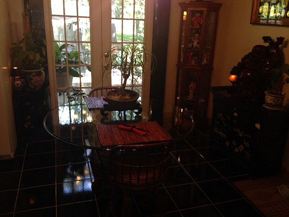 2nd image of 220 Creekside Dr