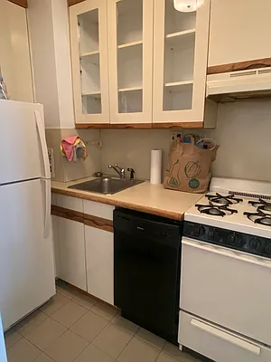 Rented by FirstService Realty (legacy) | media 20