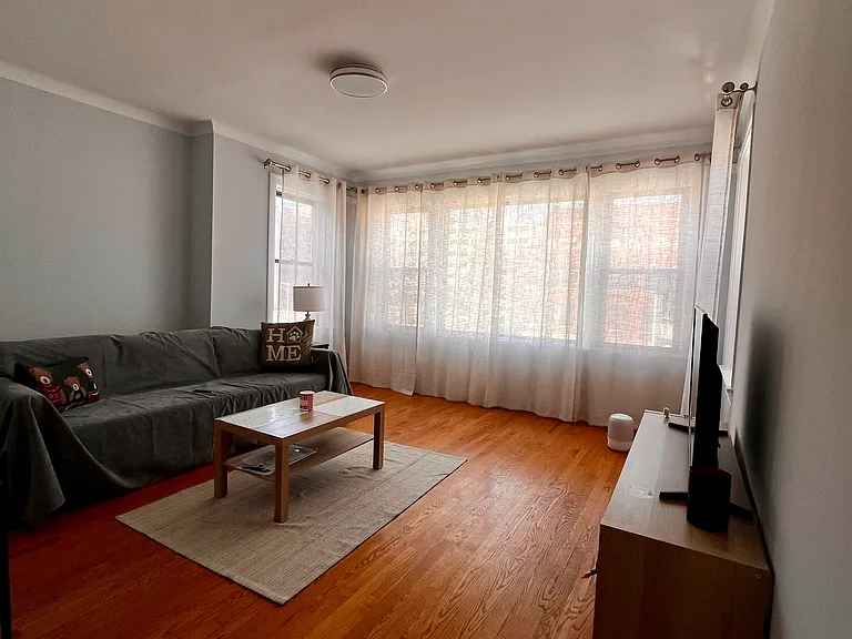2717 W Carmen Ave #2 — Photo 5