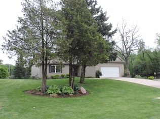 2016 Wyndham Hills Dr, Holt, MI 48842