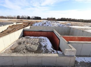 290 Warbler Cir, Galena, OH 43021