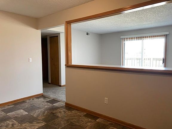 5th image of 13122 Richland Ave APT 7