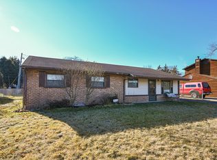 109 W Briarcliff Rd, Bolingbrook, IL 60440