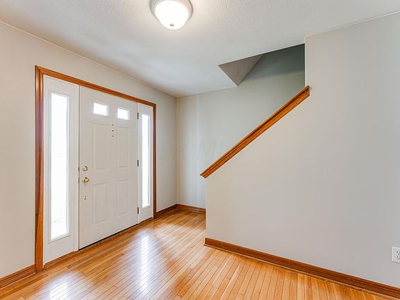 5th image of 11812 Chanticleer Dr NW
