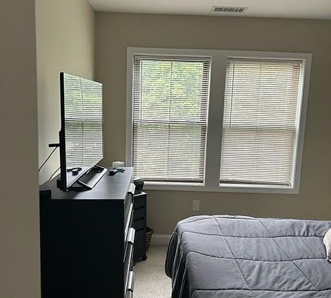 4th image of 4 Mayflower Ave #3