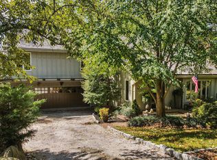 204 Crestline Dr, Kennett Square, PA 19348